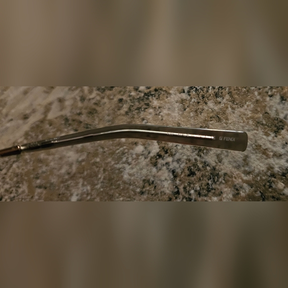 Fendi Sunglasses in shiny bronze Model FS258 - Picture 4 of 6